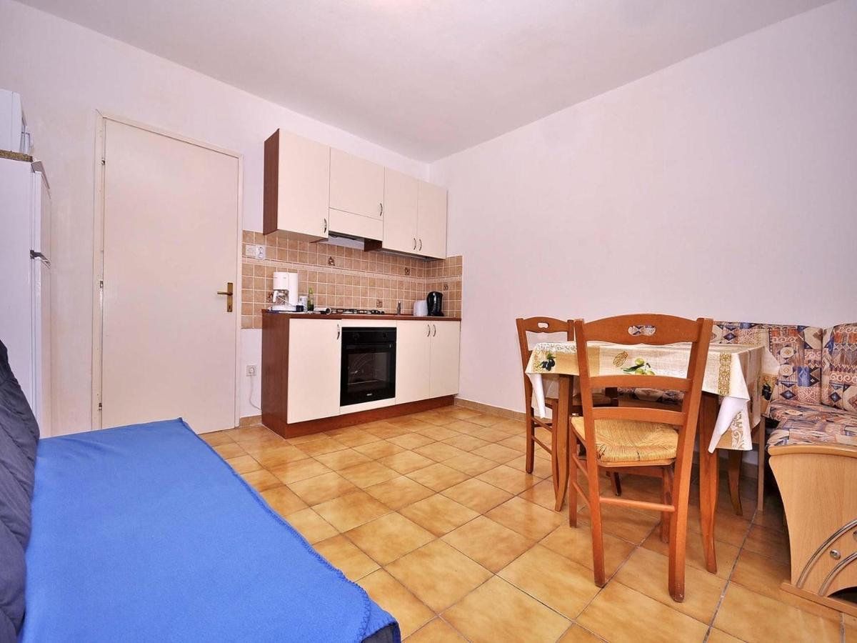 Apartments Miro 636 ロヴィニ エクステリア 写真