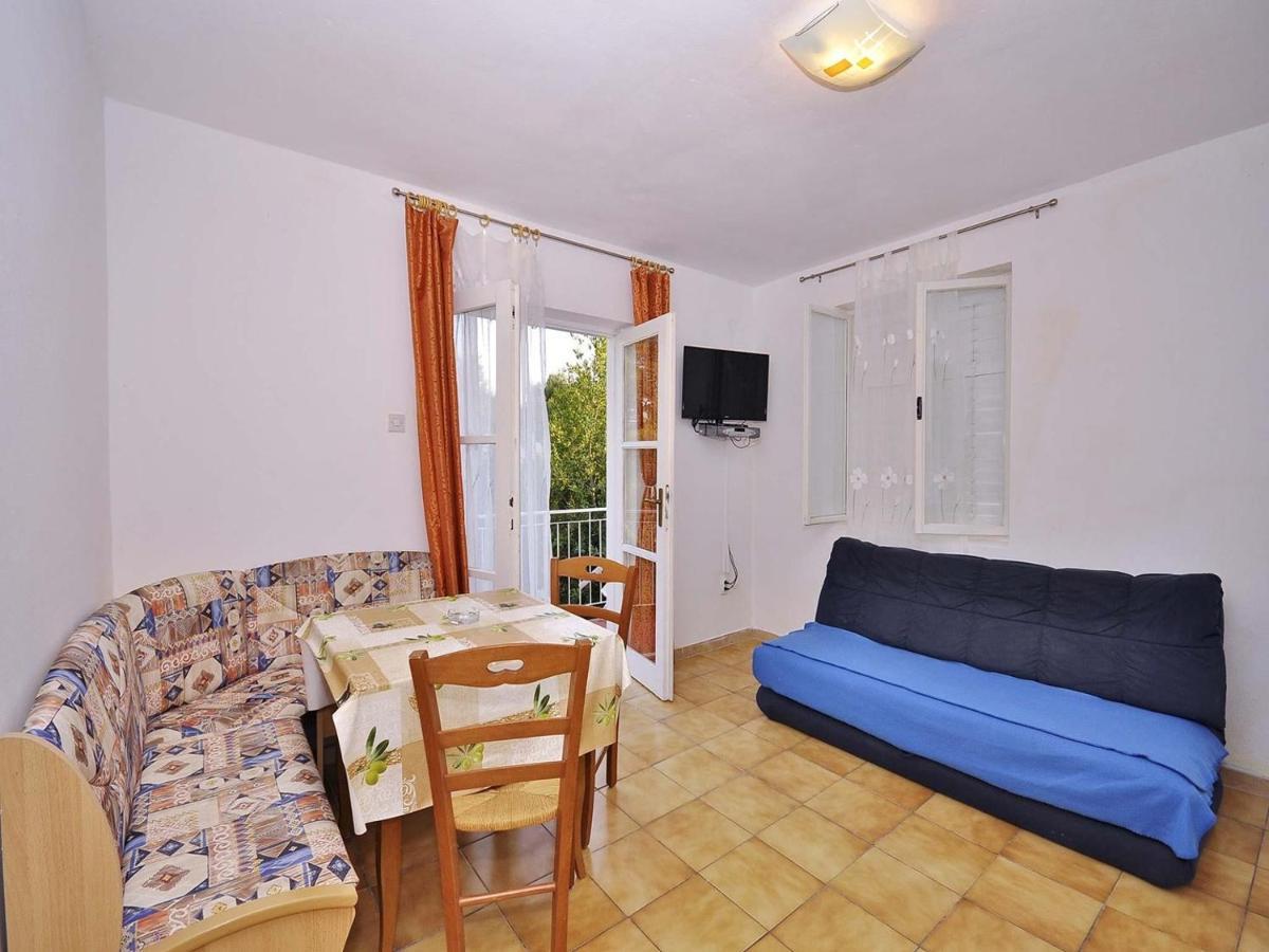 Apartments Miro 636 ロヴィニ エクステリア 写真