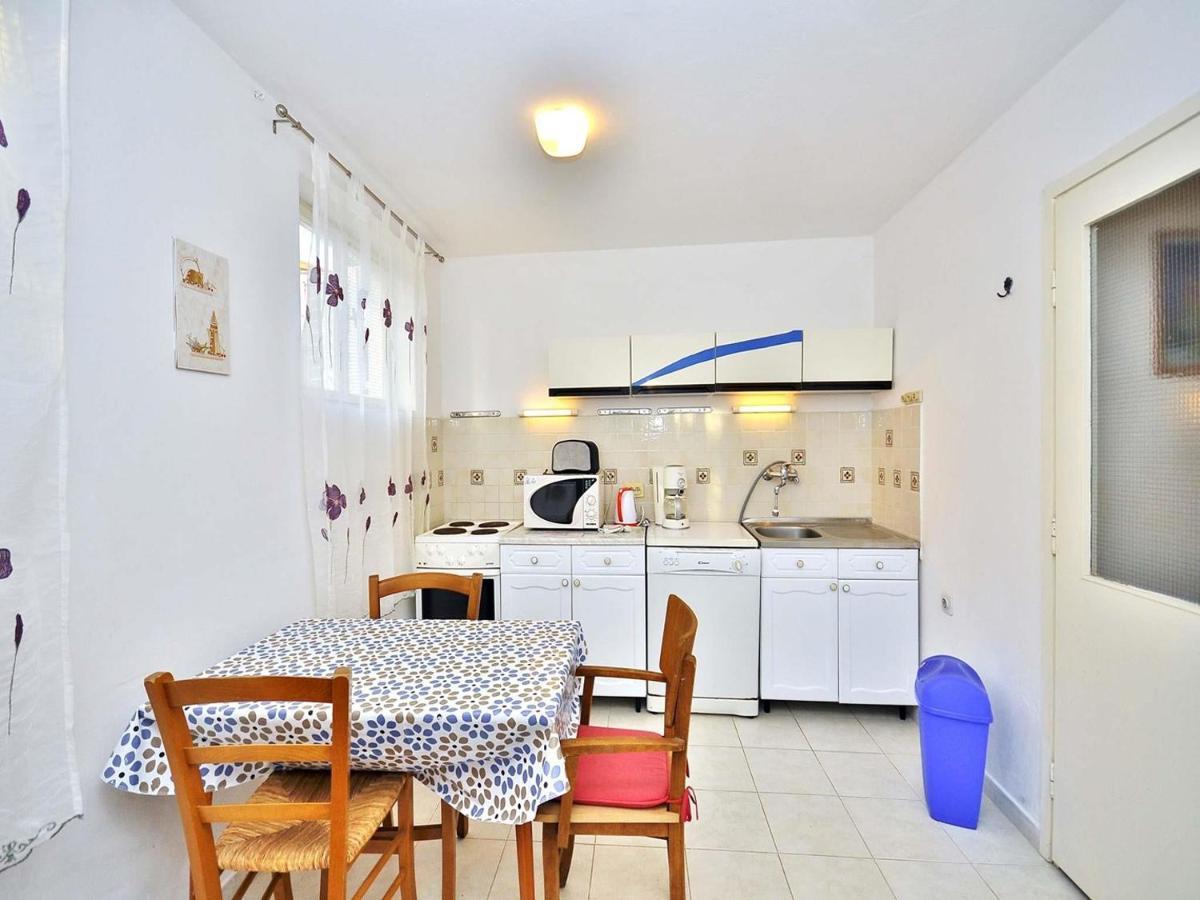 Apartments Miro 636 ロヴィニ エクステリア 写真